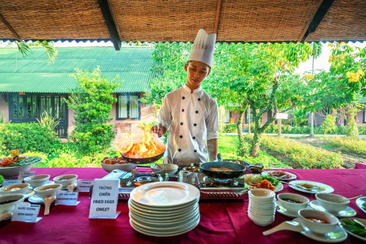 Mekong Lodge Resort Cái Bè Exteriör bild